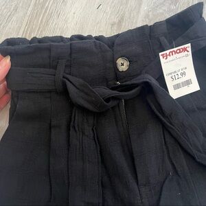 High wasted black shorts